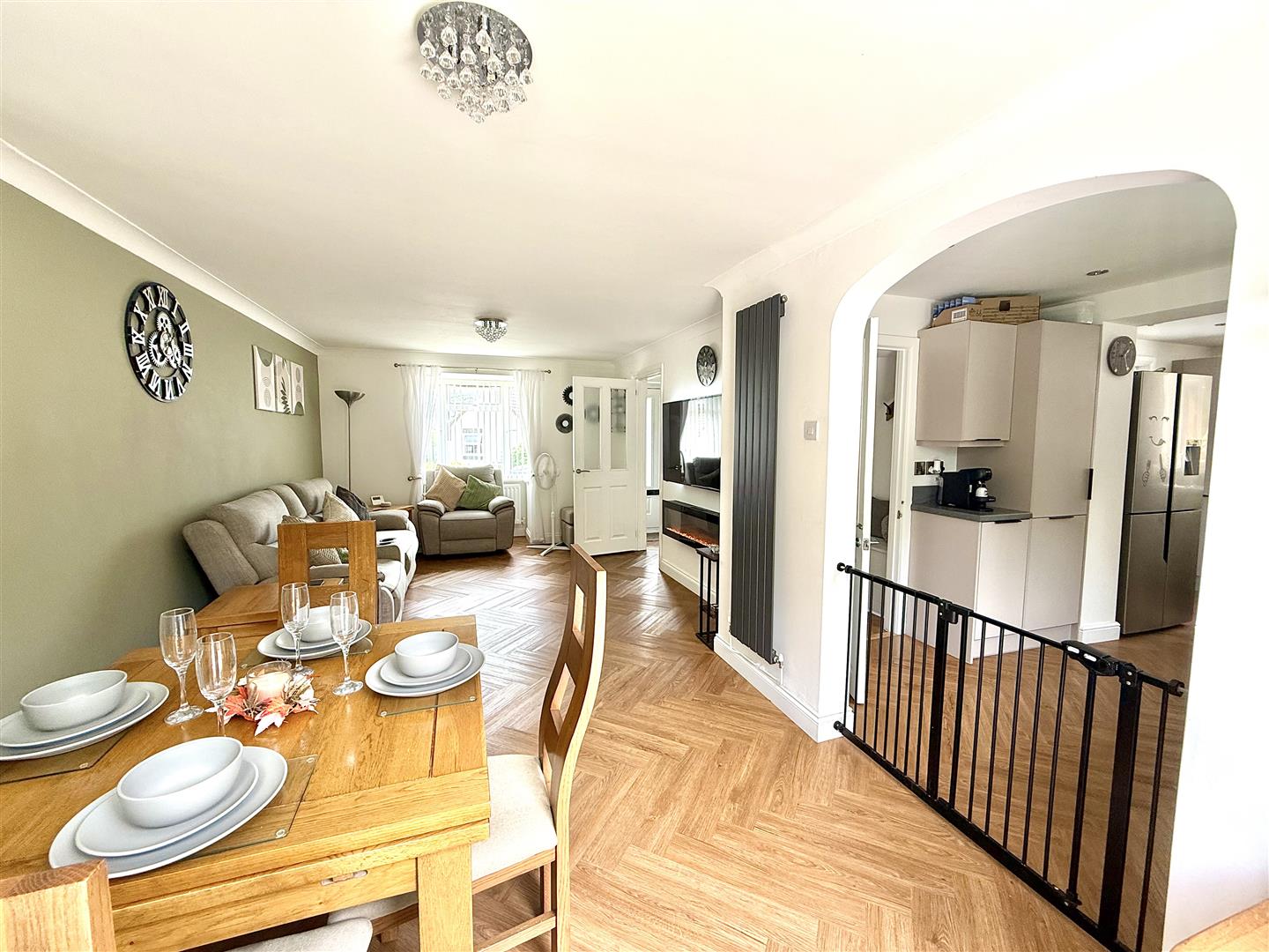 Ffordd Taliesin, Killay, Swansea, SA2 7DF